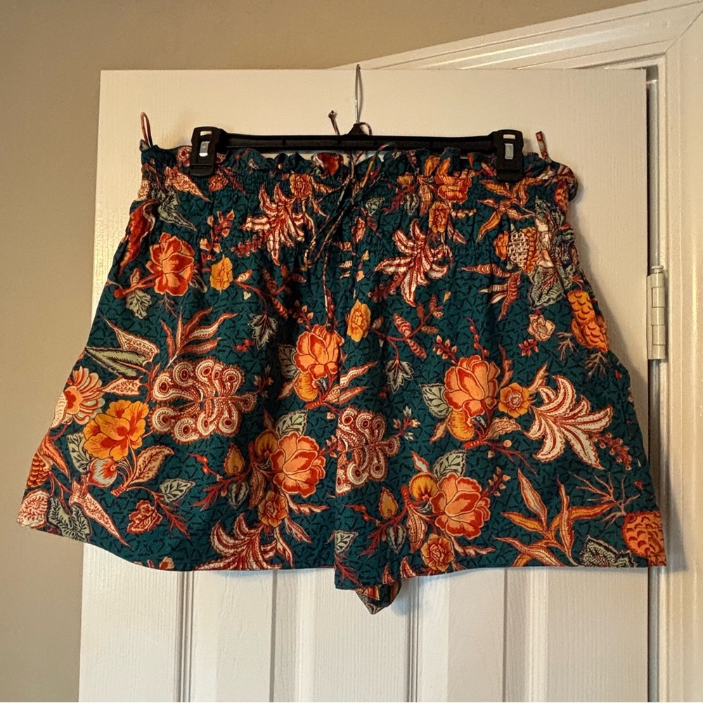 Ulla Johnson Rylan Floral Women's Shorts - Picture 2 of 7